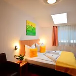 호텔 Kitz - Inklusive Grossglockner Maut, National Park Sommerkarte, Saunabereich Und Kulinarischen Genuss 3*