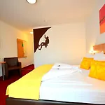 호텔 Kitz - Inklusive Grossglockner Maut, National Park Sommerkarte, Saunabereich Und Kulinarischen Genuss 3*