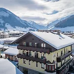 Kitz - Inklusive Grossglockner Maut, National Park Sommerkarte, Saunabereich Und Kulinarischen Genuss 3*