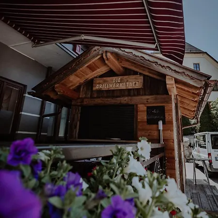 Kitz Hotel 3*